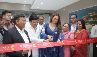 Kalyan Jewellers' Seventh Punjab Showroom Unveiled By Sonakshi Sinha