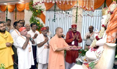 Yogi Adityanath Inaugurates Newly Constructed Shri Jhulelal Dev Ji Temple, Emphasizes Public's Punishment Of Previous Governments