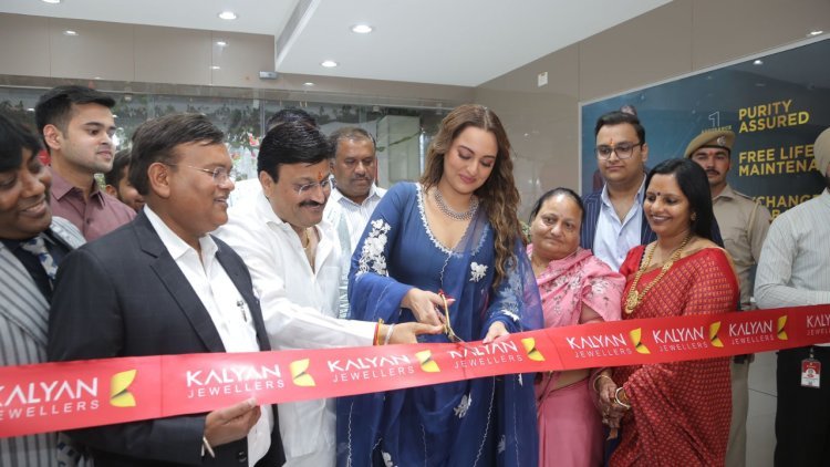 Kalyan Jewellers' Seventh Punjab Showroom Unveiled By Sonakshi Sinha