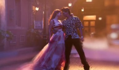 Shah Rukh Khan Teases Eagerly Anticipated 'Chaleya' Romantic Track, Building Excitement Among Fans Worldwide