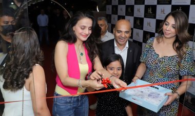 Headlocks Luxury Salon In Gurugram Was Inaugurated By Ameesha Patel, Elevating It As A Premier Beauty Destination