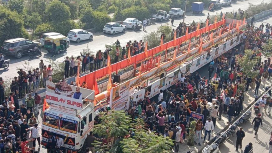 Yogi Govt Sends Divine 108ft Incense To Ayodhya's Shri Ram Temple, Enthusiastic Welcome In Agra