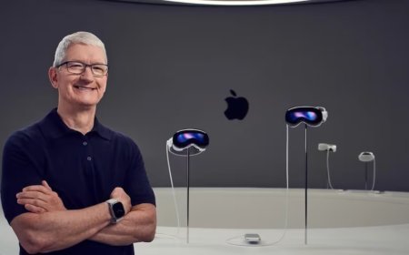 Apple Vision Pro Mixed-Reality Headset: A Game-Changer Blending Entertainment and Work Experiences