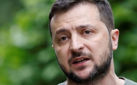 Ukraine's President Warns Of Potential Russian Offensive In Late May Or Summer