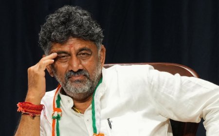 Congress Leaders Hooda And Shivakumar Touch Down In Shimla Amid Himachal Pradesh's Political Unrest