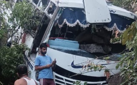Kashmir: 9 Killed, 33 Injured In Terrorist Ambush On Pilgrim Bus In Reasi
