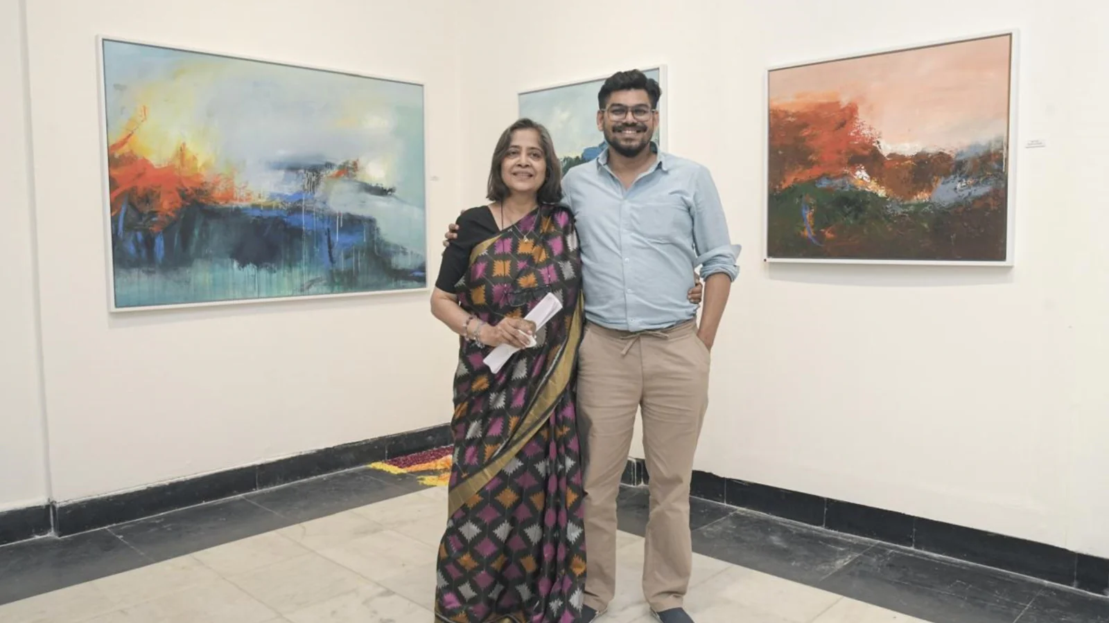 Neena Singh Explores Stillness And Transformation Through Abstract Expressions In ‘Echoes of Becoming’ At Bikaner House