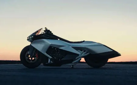 BMW Vision K18 Concept Revealed: Futuristic Luxury Touring Bike Inspired by Aircraft Design